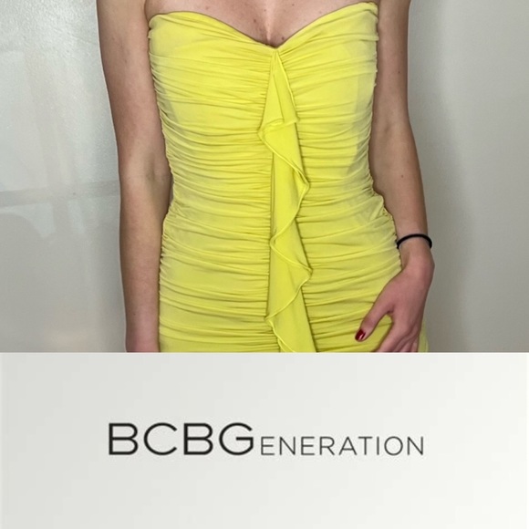 BCBG Cocktail/Prom Yellow Dress 🍋🌼💛⭐️ - Picture 2 of 8